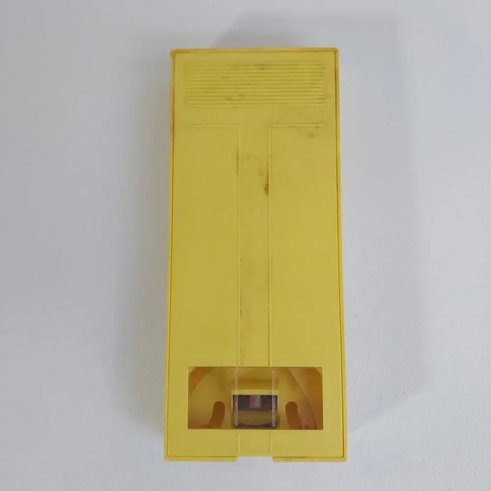 Fisher-Price 1974-1979 Movie Viewer Film Cartridge‎ #490 Goofy's Glider